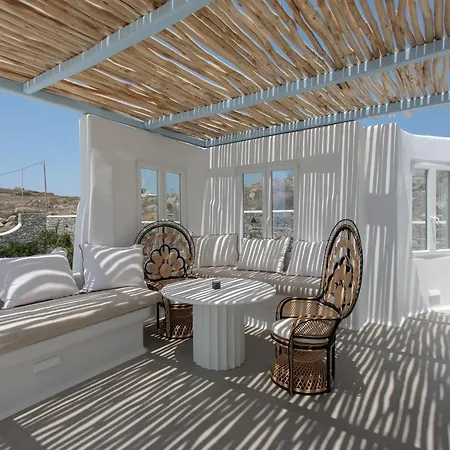 Sea U Soon Seafront Apartment *